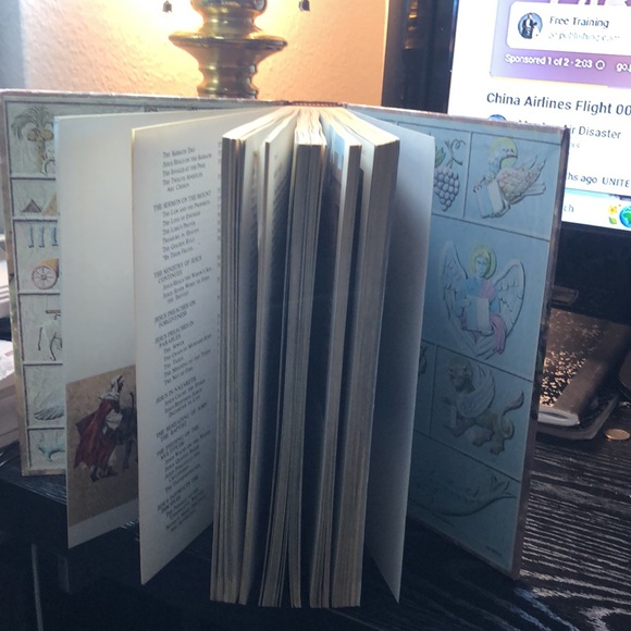 The Golden Children's Bible Golden Books 1999 Stories Old New Testament Christai - Picture 9 of 12